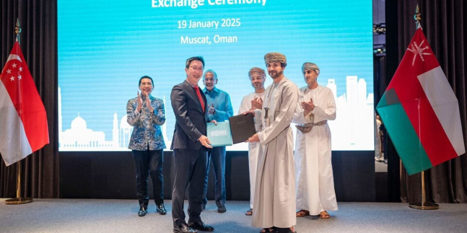 شركة عمان للنطاق العريض وشركة ST Engineering توقّعان برنامج تعاون لتطوير مبادرات المدن الذكية في سلطنة عمان
